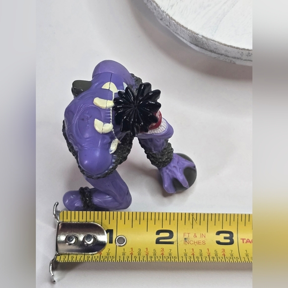 SMALL, Small Soldiers Insaniac Chained Up Burger King Kids Meal Figure *As-is - Picture 12 of 13
